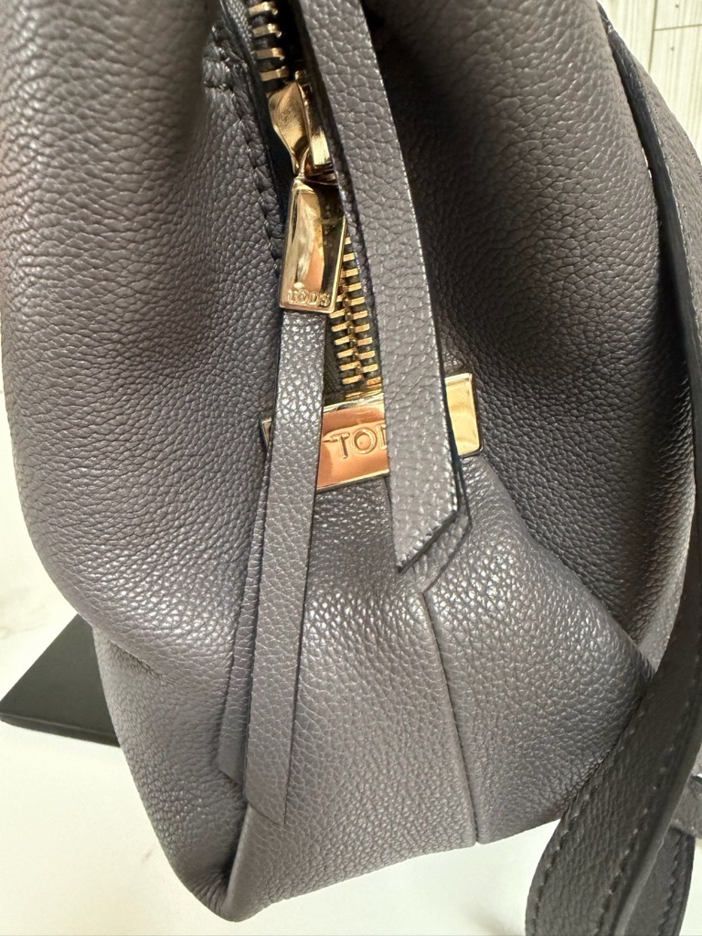 Tod’s Gray Pebbled Leather Satchel Crossbody Bag  Top Handle Designer - Picture 4 of 11
